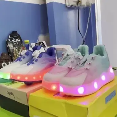 Bánh Xe Giày Patin Có Đèn