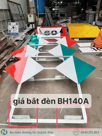 Báo Giá Đèn Tín Hiệu Đường Thủy