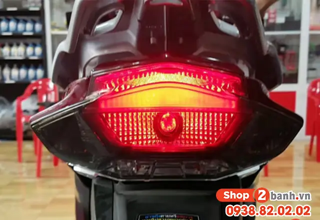 Cách Bật Đèn Hậu Xe Máy