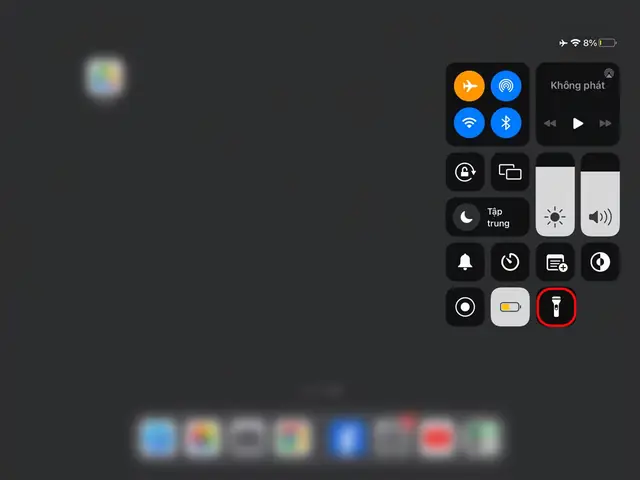 Cách Bật Đèn Pin Ipad