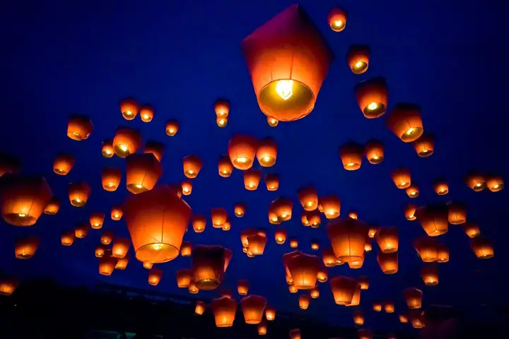 Cách Làm Lồng Đèn Trời