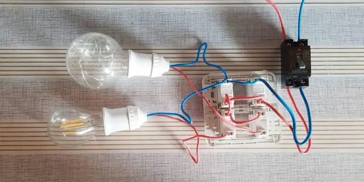 Cách Lắp Bóng Đèn Sợi Đốt