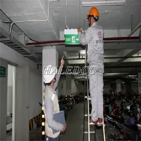 Cách Lắp Đèn Chiếu Sáng Sự Cố
