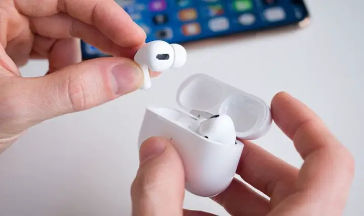 Cách Tắt Đèn Trên Tai Nghe Bluetooth