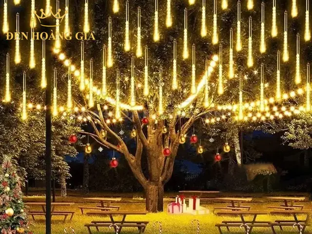 Cách Trang Trí Đèn Led Dây Trên Cây