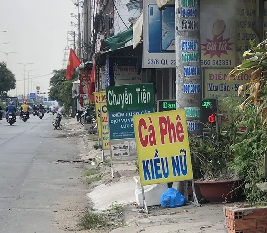 Cafe Đèn Mờ Hóc Môn