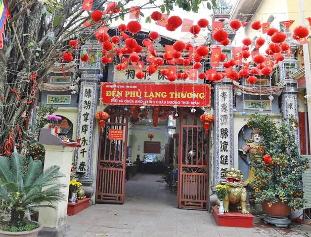 Cải Lương Công Chúa Đội Đèn