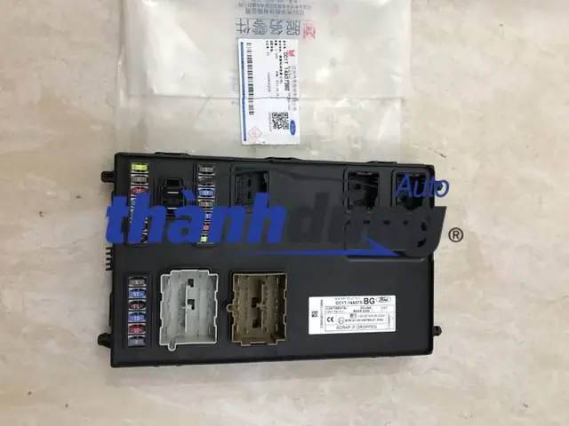 Cầu Chì Đèn Trần Ford Transit