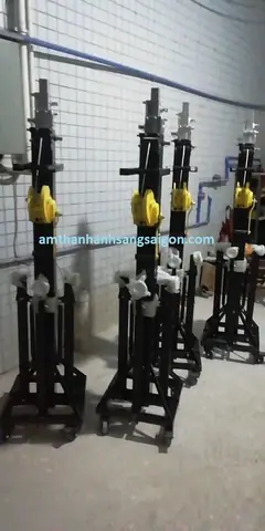 Chân Đèn Sân Khấu Co Tay Quay