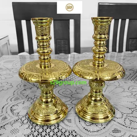 Chân Đèn Thờ Bằng Đồng