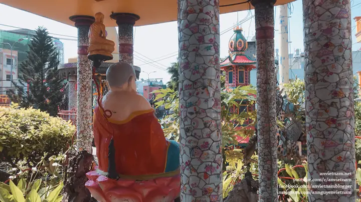 Chùa Đèn Cầy Quận 8