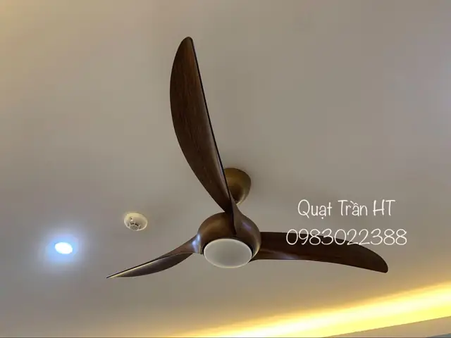 Có Nên Mua Quạt Trần Có Đèn Trang Trí