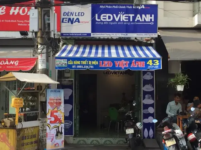 Cửa Hàng Đèn Led Tphcm