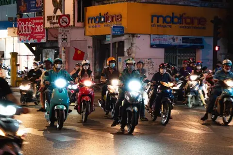 Cục Tăng Sáng Đèn Xe Máy