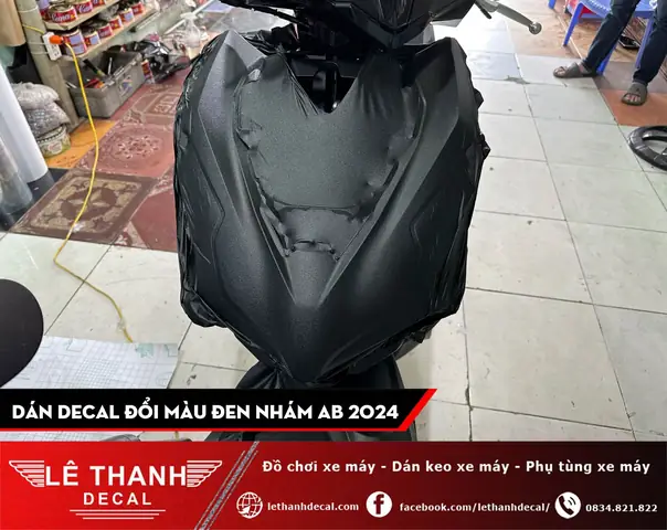 Dán Chóa Đèn Màu Đen