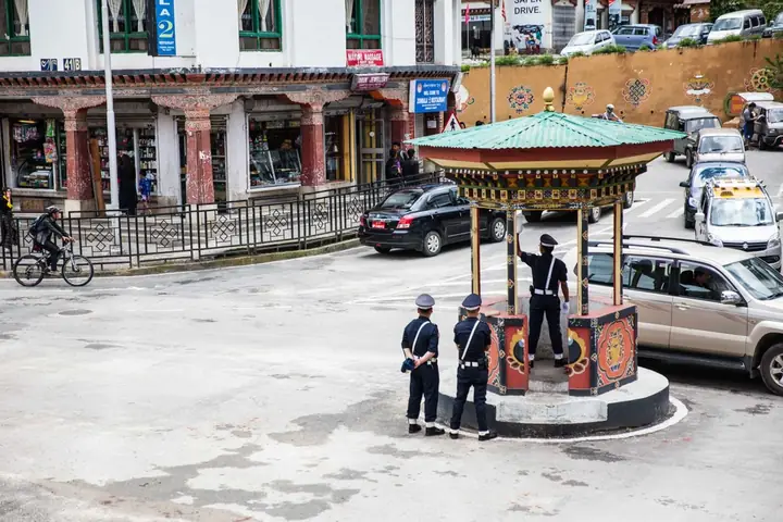 Đất Nước Không Có Đèn Giao Thông