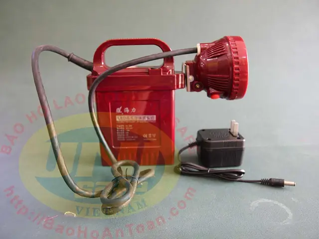 Đèn Ắc Quy Đội Đầu