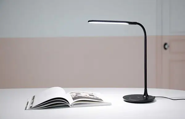 Đèn Bàn Học Sinh Philip