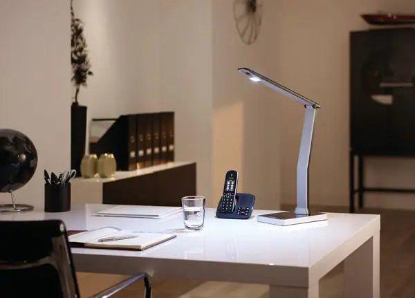 Đèn Bàn Học Sinh Philip