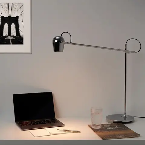 Đèn Bàn Làm Việc Ikea