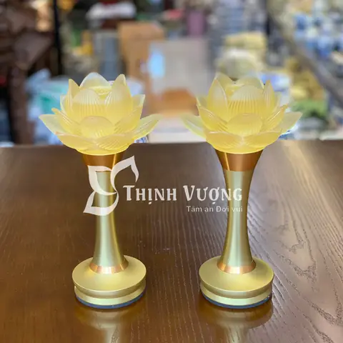 Đèn Bàn Thờ Sạc Điện