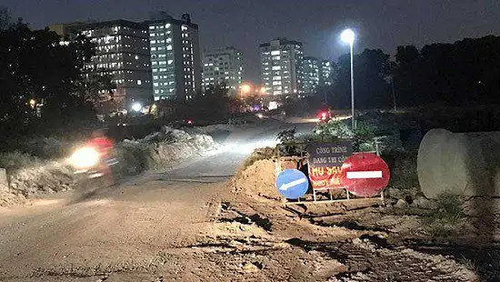 Đèn Báo Hiệu Công Trường