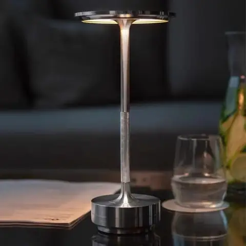 Đèn Cảm Ứng Để Bàn