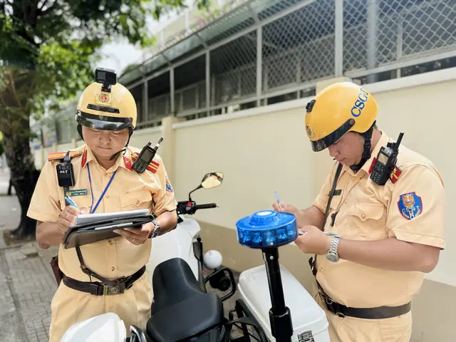 Đèn Cảnh Báo Đỗ Xe