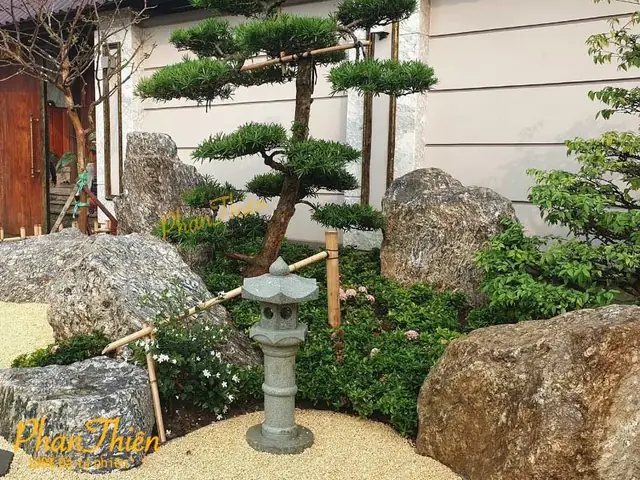 Đèn Đá Sân Vườn Đẹp