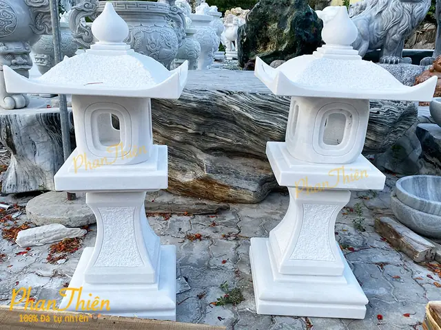 Đèn Đá Trắng Sân Vườn