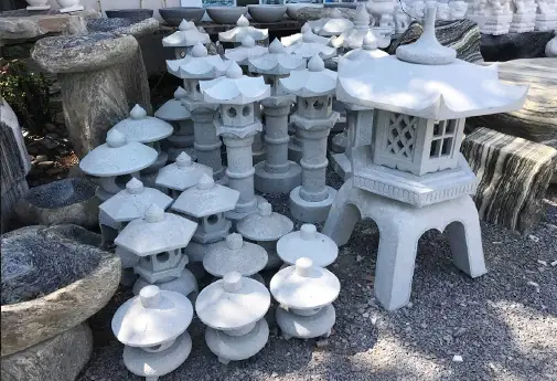 Đèn Đá Trang Trí Sân Vườn