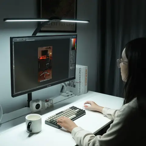 Đèn Để Bàn Máy Tính