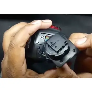 Đèn Flash Godox V860ii Bị Lỗi