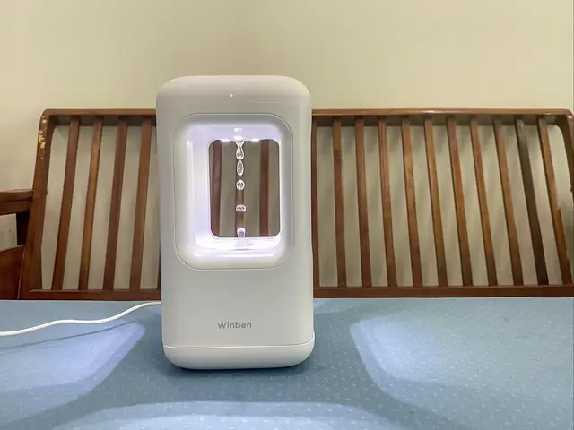 Đèn Giọt Nước Chảy Ngược