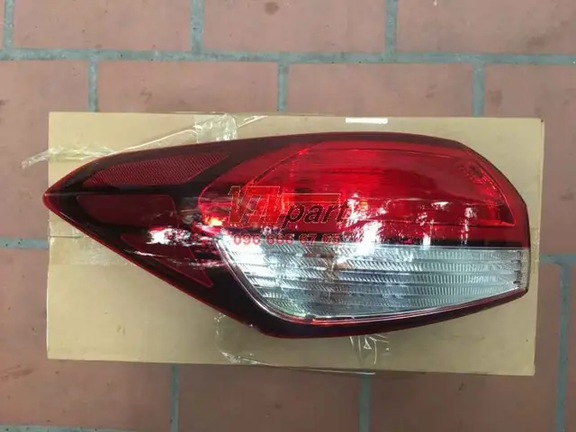Đèn Hậu Kia Cerato 2016