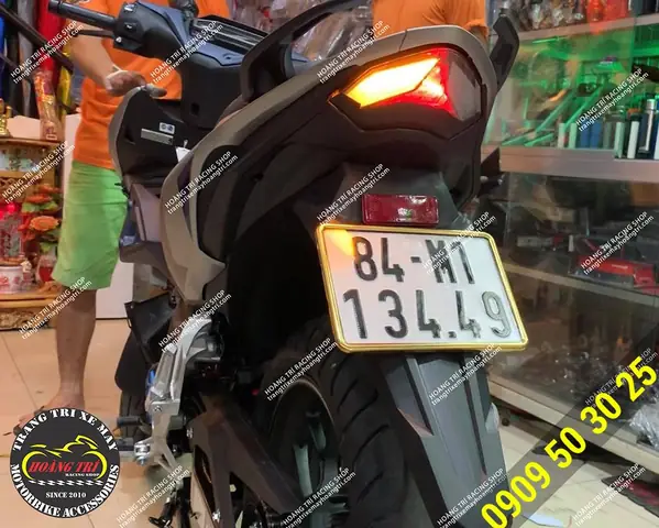 Đèn Hậu Tích Hợp Xi Nhan Winner X