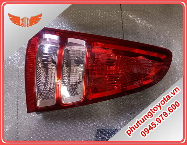 Đèn Hậu Xe Innova 2007