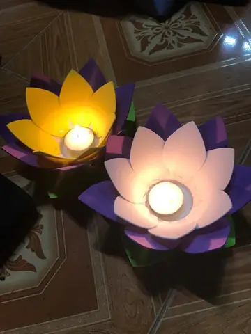 Đèn Hoa Đăng Bán Ở Đâu