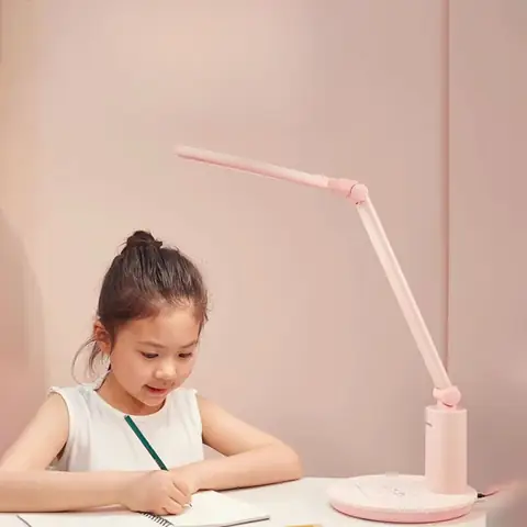Đèn Học Chống Cận Thị Panasonic