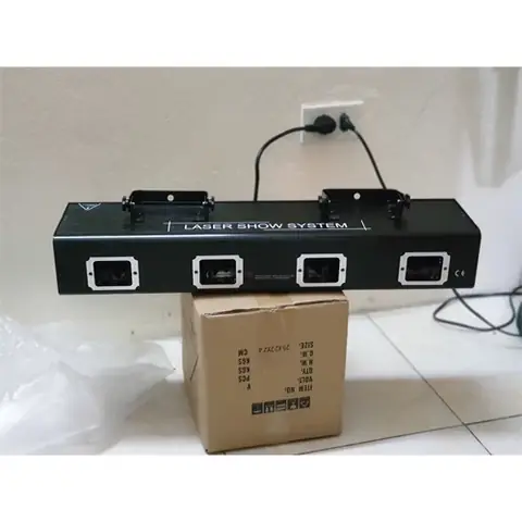 Đèn Laser 4 Cửa 7 Màu