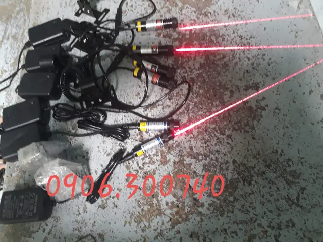 Đèn Laser Cho Máy Cắt