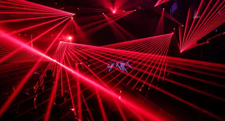 Đèn Laser Sân Khấu Giá Rẻ