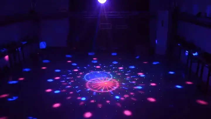 Đèn Led 3d Bay Phòng