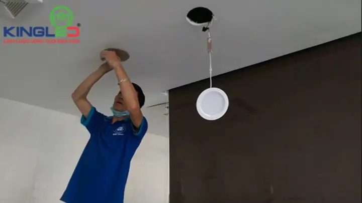 Đèn Led Âm Trần Không Sáng