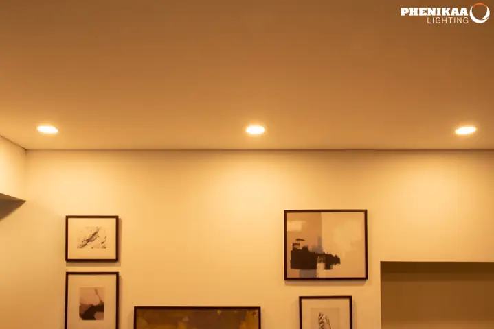 Đèn Led Âm Trần Màu Vàng