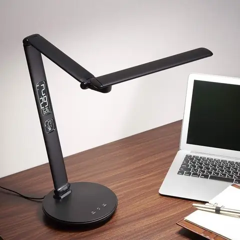 Đèn Led Bàn Máy Tính
