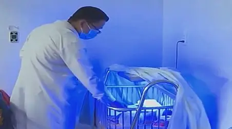 Đèn Led Điều Trị Vàng Da