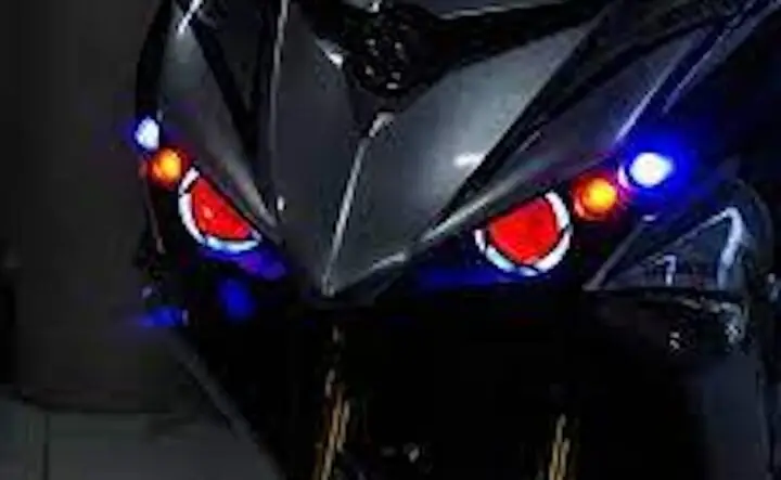 Đèn Led Đổi Màu Xe Máy