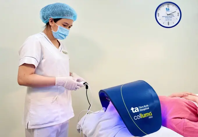 Đèn Led Làm Đẹp Da