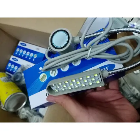 Đèn Led Máy May 20 Bóng Có Nam Châm